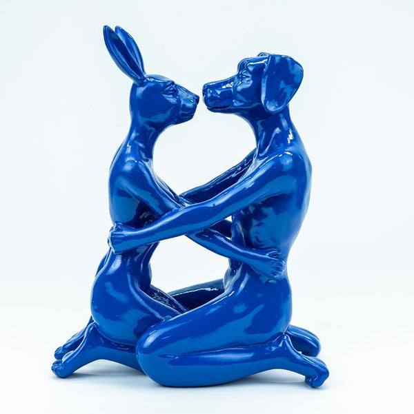 They were the best kissers (blue)